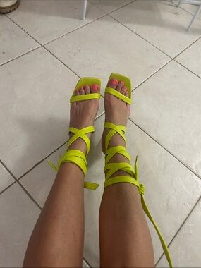 Steve Madden Neon Yellow Lace-Up Square-Toe Heels